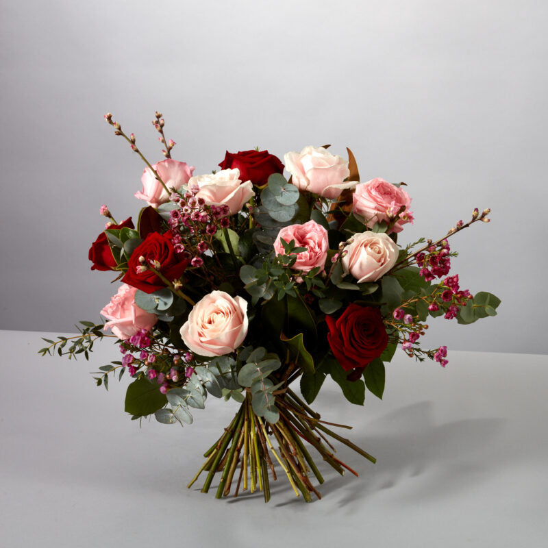 The Elegance Bouquet - Petals at Bibendum