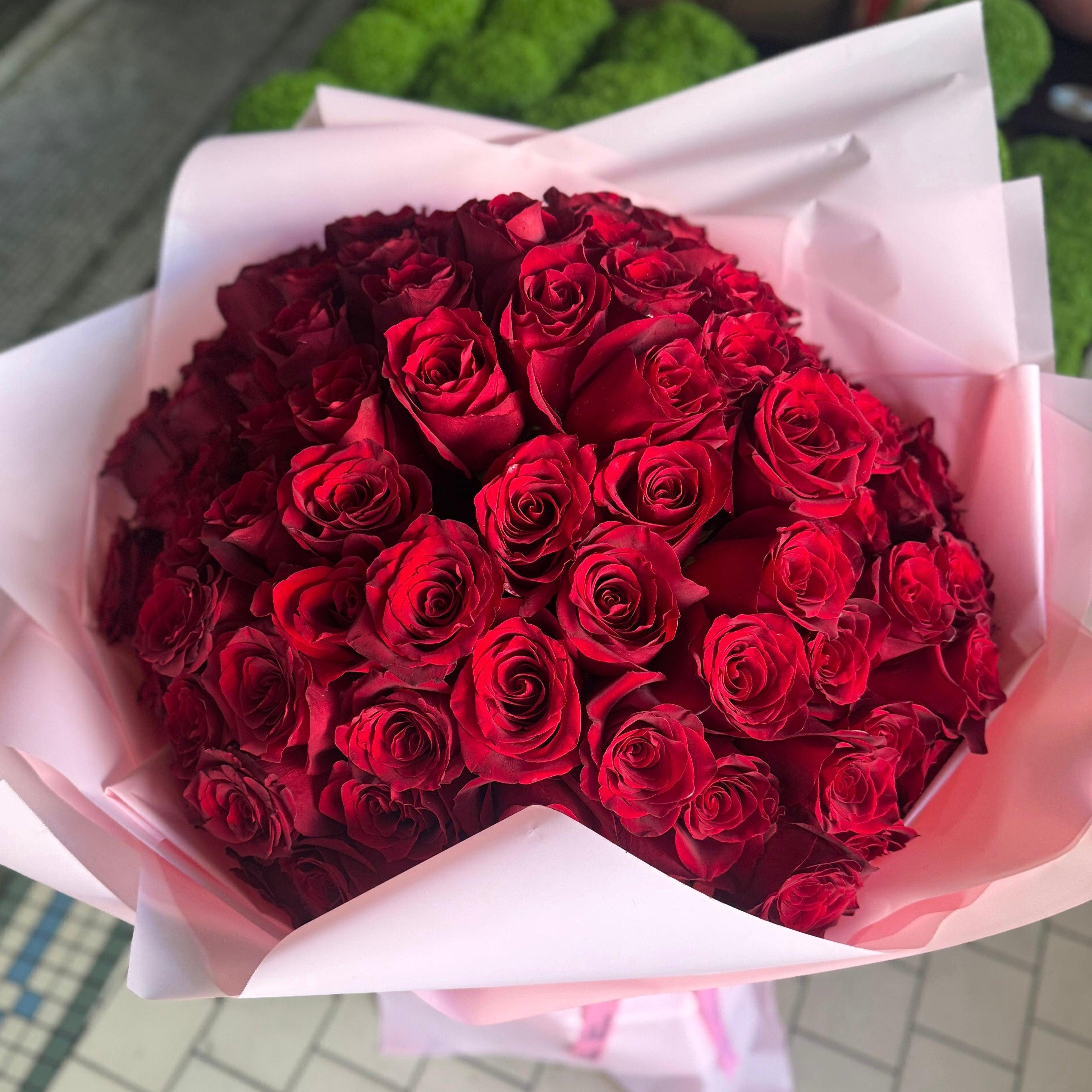 The Grand – 100 Red Roses - Petals at Bibendum